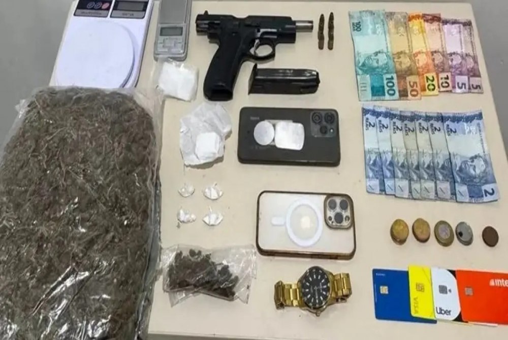 Investigado por homic�dio � capturado com arma, drogas e carro com restri��o em Vit�ria da Conquista