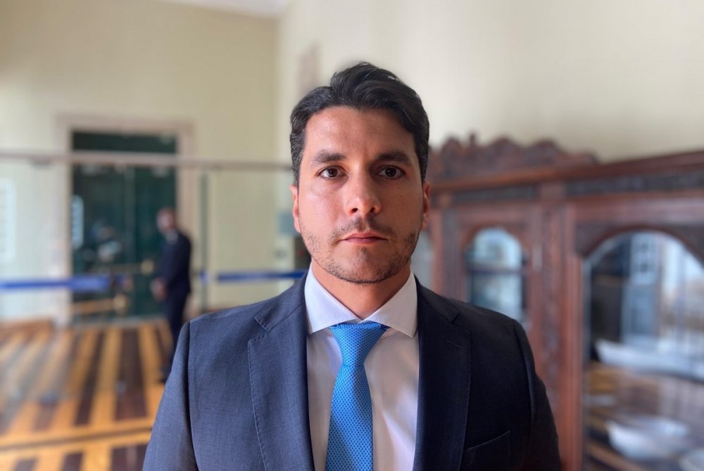 Duda Sanches participa do cortejo do 2 de Julho pela primeira vez sem o pai e destaca desafios da sa�de p�blica