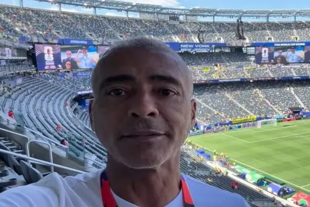 Rom�rio abre m�o do sal�rio durante trabalho na Copa do Mundo e mant�m atua��o no Senado em defesa do fim da escala 6x1