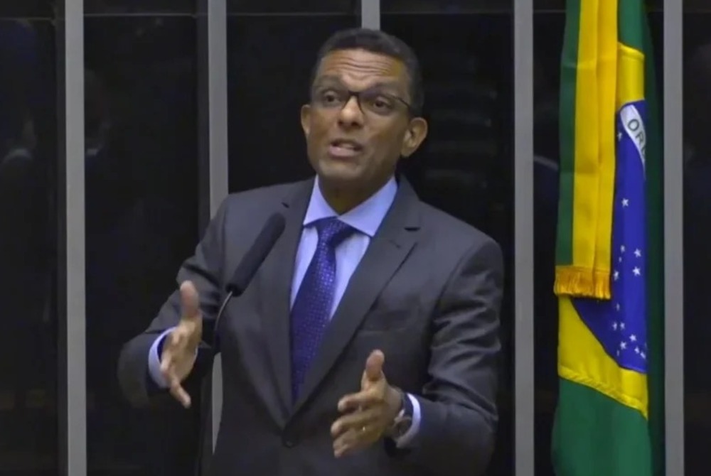 Deputado Otoni de Paula sai em defesa de Michelle Bolsonaro e critica ataques atribu�dos a aliados de Fl�vio Bolsonaro