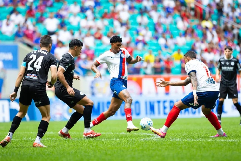 Bahia reage ap�s sair atr�s, goleia o Montevideo City Torque e anima torcida em amistoso na Fonte Nova