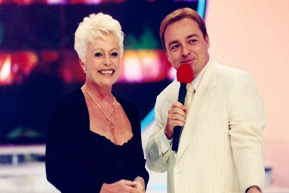 Imagem da Not&iacute;cia �s v�speras de completar 45 anos, SBT reduz acervo do +SBT e gera cr�ticas entre f�s da emissora