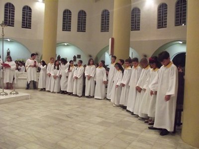 Paróquia de Piancó acolheu um grupo de Catecúmenos e fez Investidura de Coroinhas neste domingo