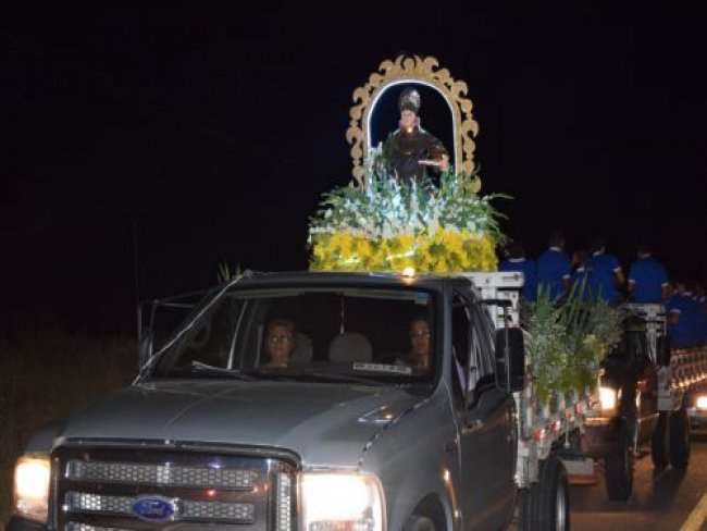 Em Piancó, abertura da festa do Padroeiro Santo Antonio emociona população católica