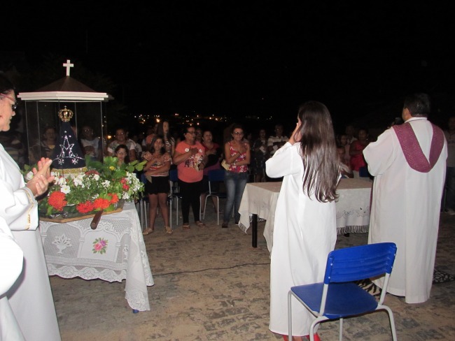 Missa na Área Nossa Sra. Aparecida com a Padroeira do Brasil