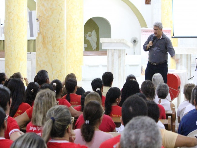 Padre Fábio Abreu apresenta sua nova experiência do Dízimo à Forania do Vale do Piancó