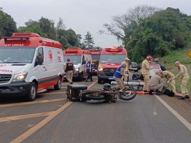 Colis�o entre motocicletas deixa dois feridos na PR-180