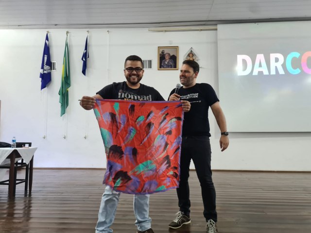 Aconteceu ontem no Auditrio da escola Billy Gancho, palestra com o palestrante cristiano lopes , parceria Sebrae e Prefeitura Municipal para os funcionrios e colaboradores.