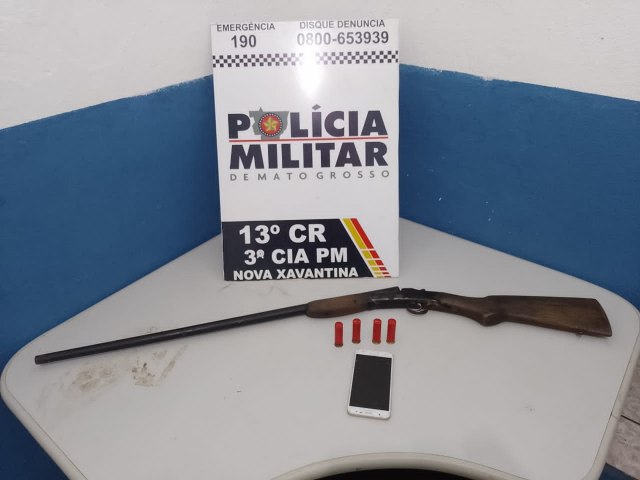 Suspeito detido por Porte Ilegal de Arma de Fogo*