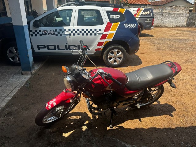 *PM NOVA XAVANTINA PRENDE MOTOQUEIROS COM ESCAPES BARULHENTOS*