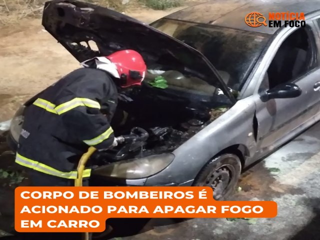 Corpo de Bombeiros  acionado para apagar fogo  em carro