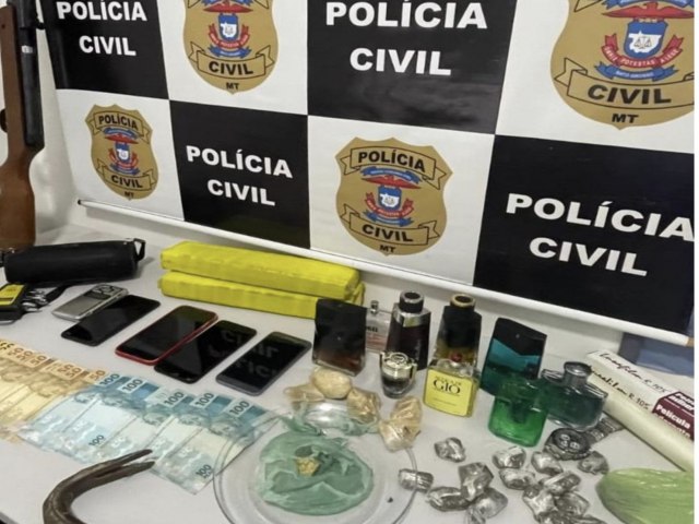 Polcia Civil prende traficantes em residncia utilizada por faco criminosa em Nova Xavantina