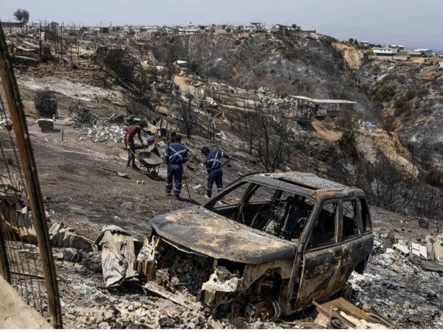 Chile: incndios florestais deixam 112 mortos e 3 mil casas destrudas