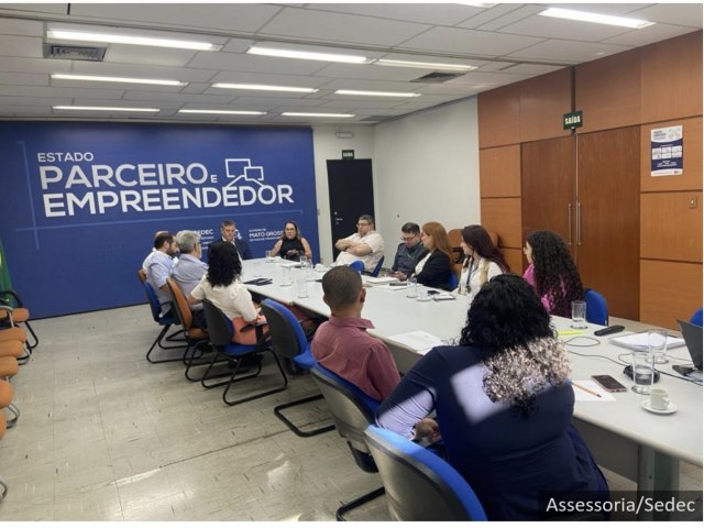 Governo de MT apresenta plano com medidas de combate  desigualdade para prefeitos do Mdio Araguaia