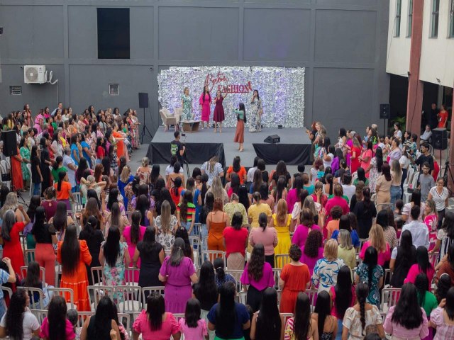 Baton Fashion da Igreja assembleia de Deus Madureira reuniu as  mulheres em Nova xavantina