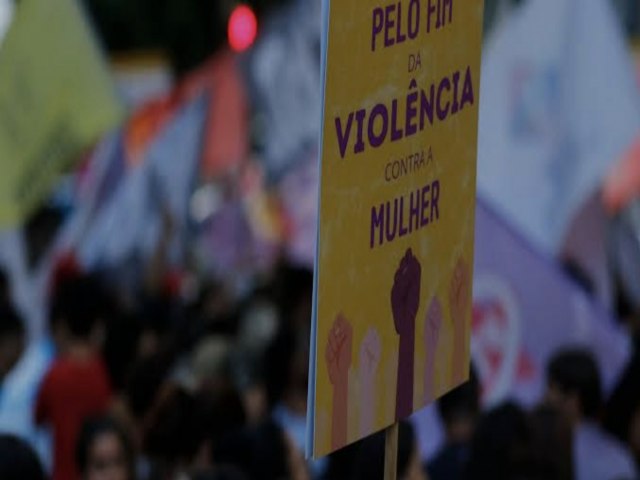 Cmara Federal aprova projeto de Buzetti que impe pena de at 40 anos para feminicdio