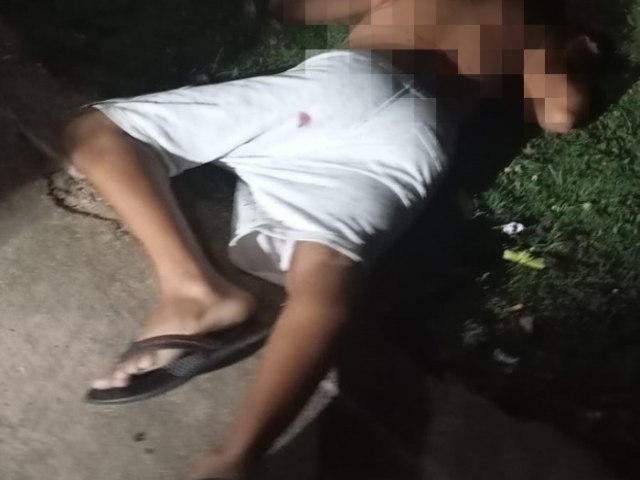 Homem  assassinado a tiros na frente de sua casa em Gravat/PE