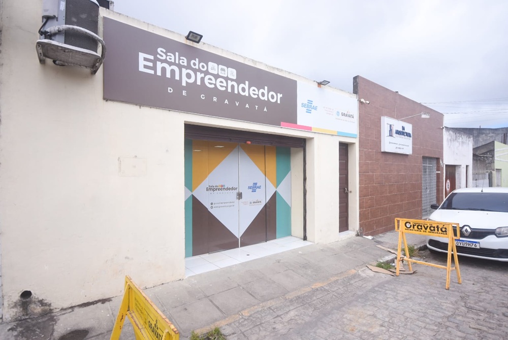 Empreendedora gravataense do ramo de est�dio de beleza recebe orienta��o da Sala do Empreendedor de Gravat� e lan�a produto pr�prio 