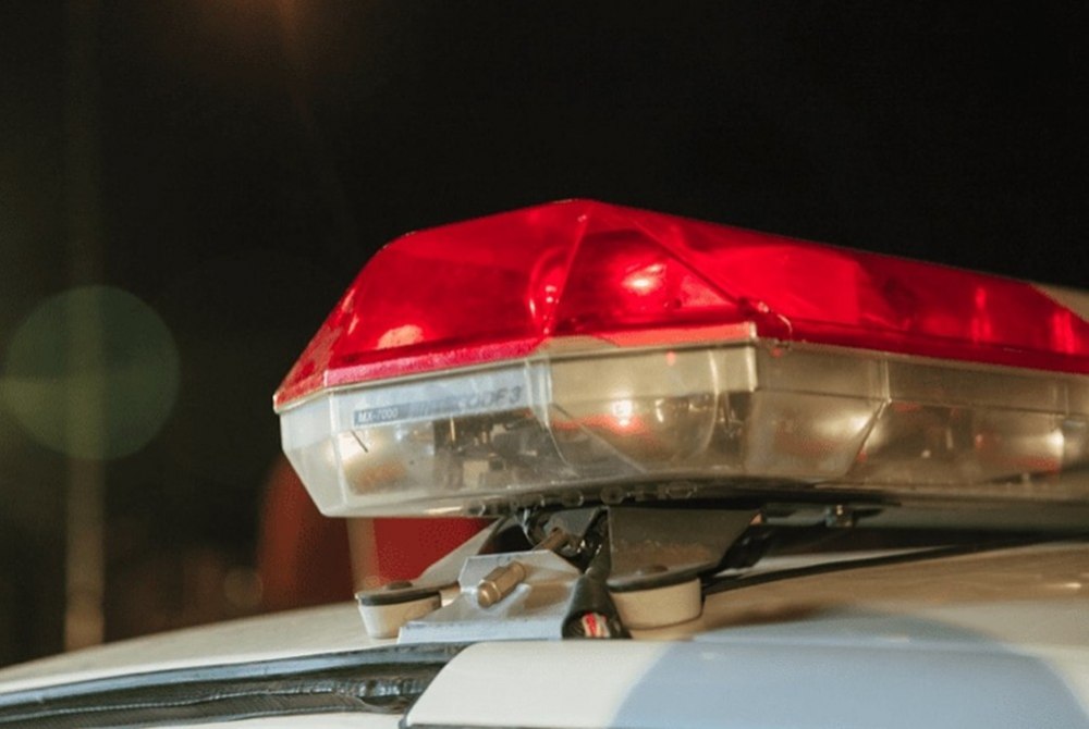 Jovem � executado a tiros no Cordeiro e pol�cia prende suspeito ap�s persegui��o