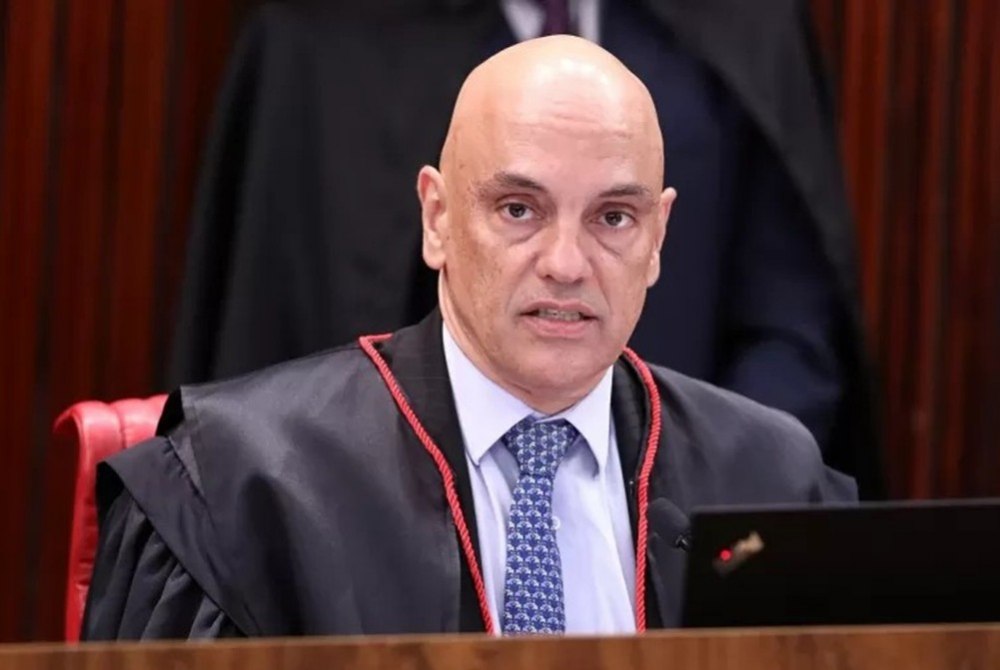 Justi�a: Moraes vota por condena��o de Eduardo Bolsonaro em a��o sobre articula��o do tarifa�o