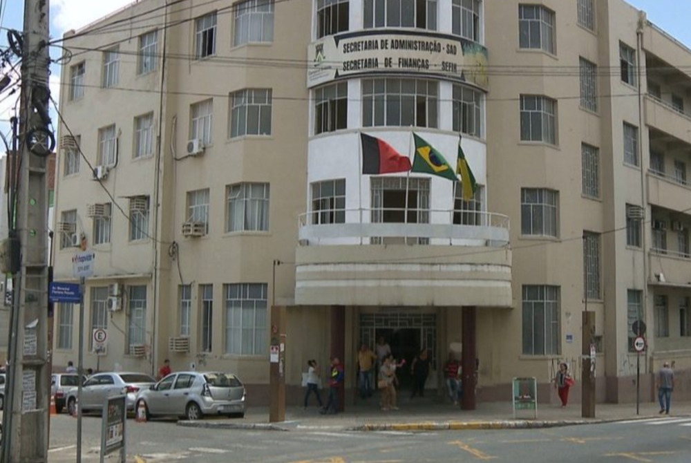 Prefeitura de Campina Grande lan�a editais de concursos p�blicos com mil vagas
