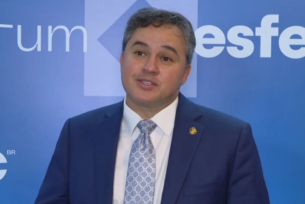 Efraim evita antecipar nome para segunda vaga ao Senado e projeta defini��o mais pr�ximo das conven��es
