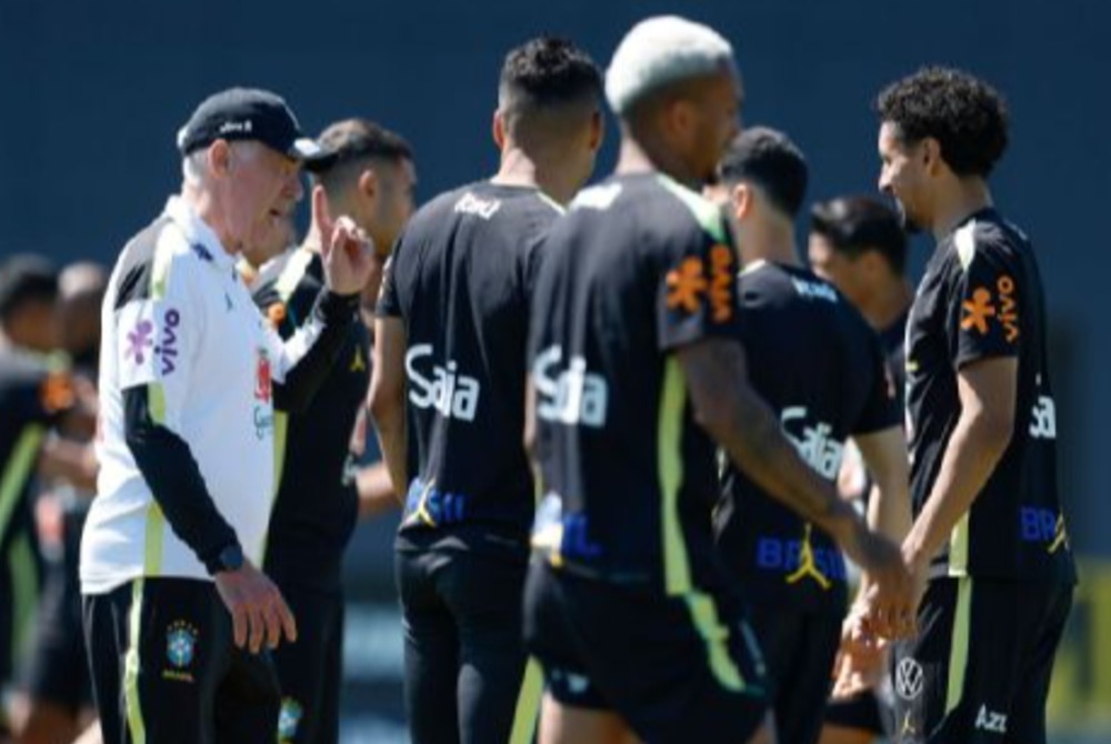 Sele��o treina pela 1� vez nos EUA com trio da Champions e grupo quase completo para Copa