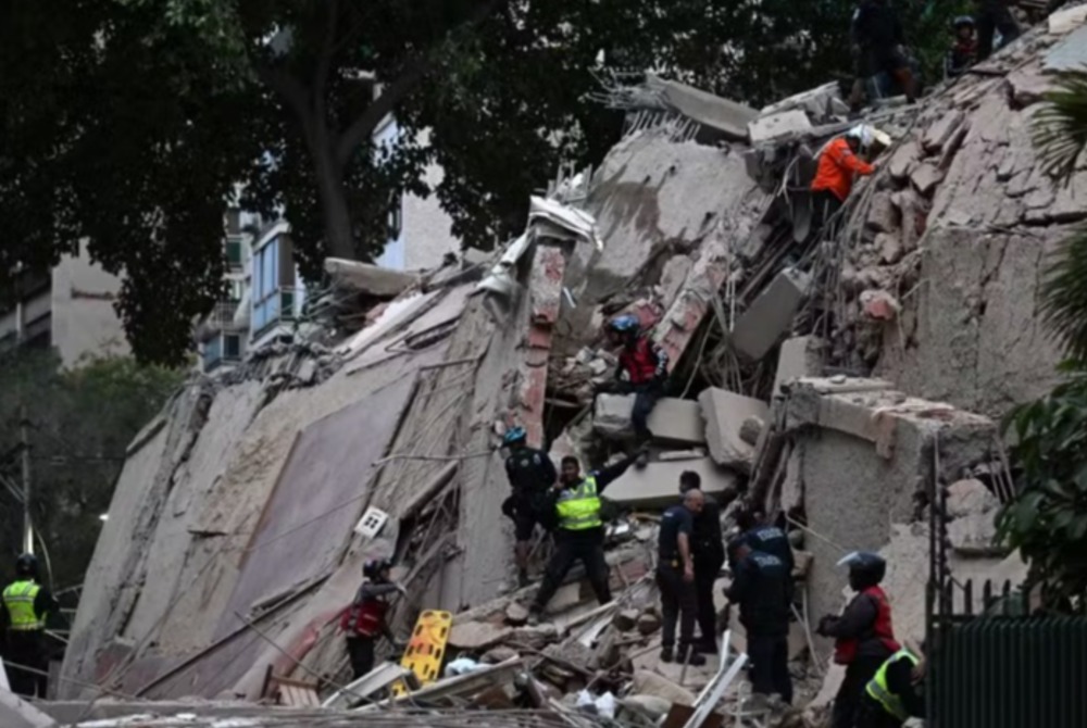 Terremotos de magnitudes 7,5 e 7,2 atingem a Venezuela; n�mero de mortos chega a 164 e pa�s decreta estado de emerg�ncia