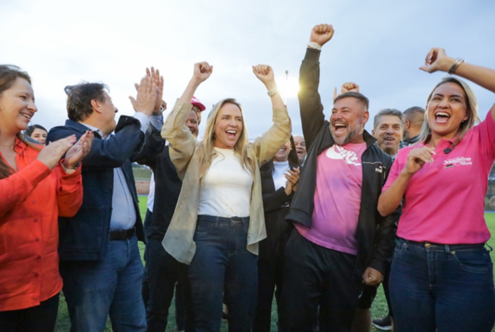 Ilumina��o em LED transforma rotina do Campo do Alvorada e amplia uso do espa�o