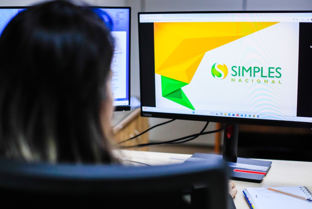 GDF alerta para novas regras tribut�rias a optantes pelo Simples Nacional
