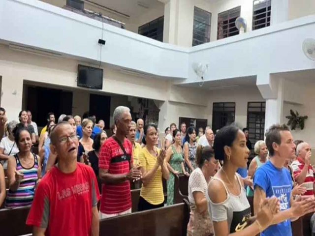 Mais de 4.000 pessoas aceitam Jesus em evangelismo em Cuba: ?A Igreja est viva?