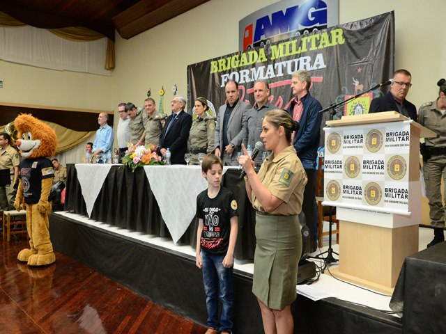 Estudantes participam de formatura do Proerd em Garibaldi