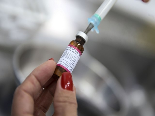 Poliomielite: com baixa cobertura vacinal, Brasil corre risco de retorno da doença