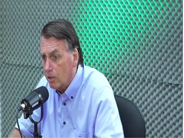 Senador anuncia notcia-crime contra Bolsonaro no STF para investigar 