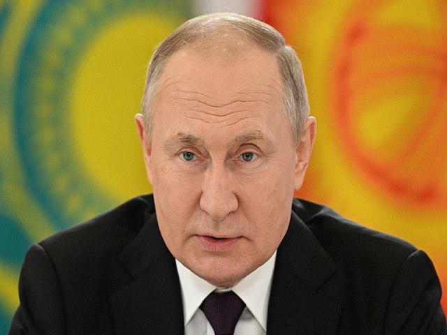 Era Putin encara seus maiores desafios em meio a novos ataques contra Kiev