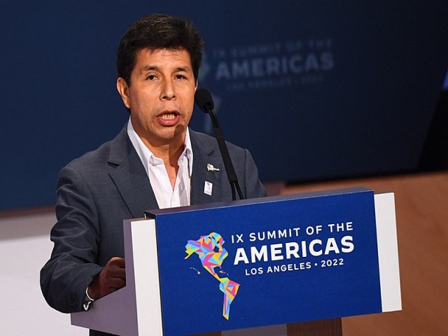 Presidente do Peru aciona OEA para evitar impeachment