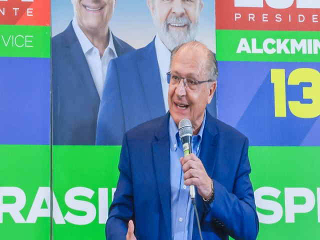 Alckmin anuncia a equipe econmica de transio