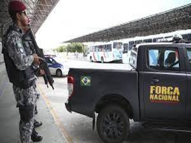 Flvio Dino autoriza uso da Fora Nacional na terra indgena Guarita