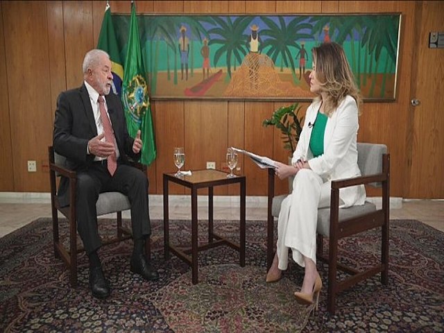 'Se Bolsonaro teve participao, tem que ser punido', diz Lula, sobre atos golpistas
