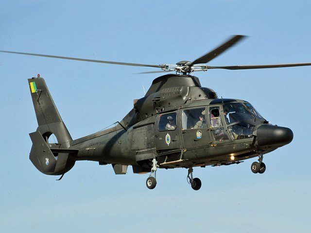 Aps reportagem do BdF, Foras Armadas enviam mais helicpteros para socorrer os Yanomami