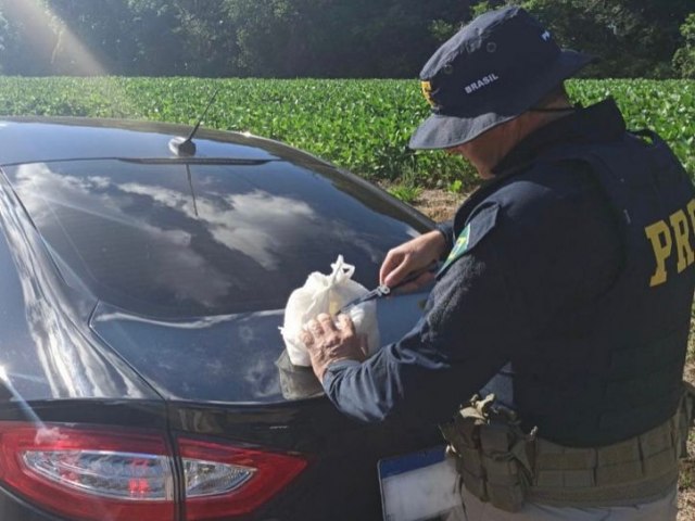 Homem  preso aps jogar cocana pela janela do carro na estrada em Mato Castelhano, diz PRF