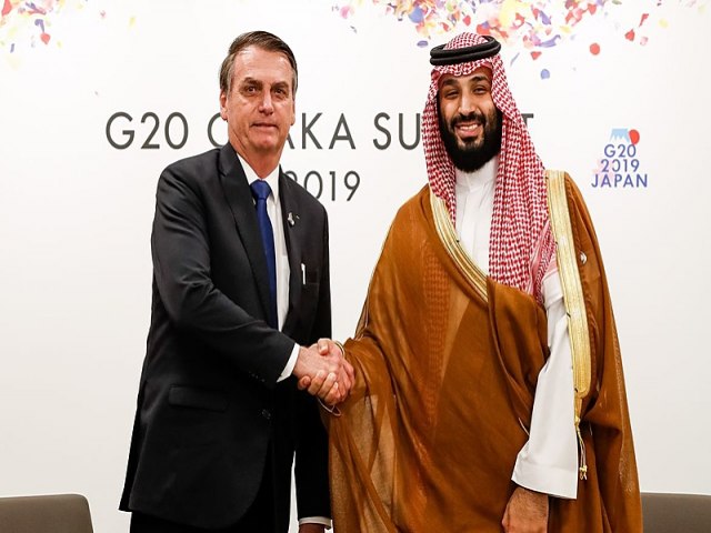 Governo Bolsonaro bateu trs vezes recorde de viagens oficiais  Arbia Saudita
