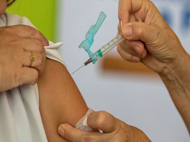 Ministrio da Sade apresenta planos para ampliao da vacinao contra diferentes doenas