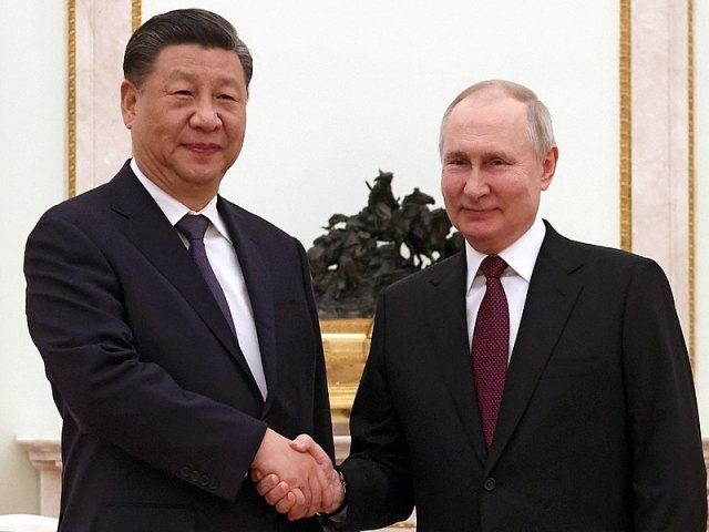 Em visita a Moscou, Xi Jinping busca 