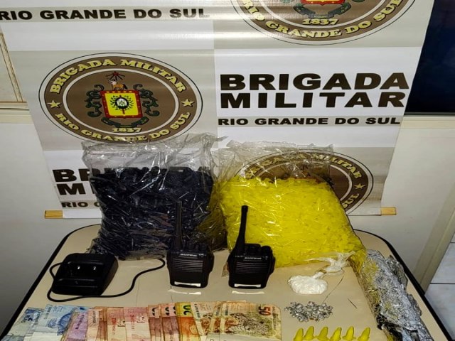 Brigada Militar apreende drogas e prende um homem por trfico em Trs Passos