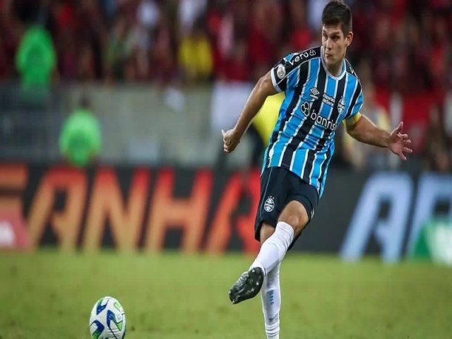 Grmio tem problema na defesa para resolver aps derrota para o Flamengo