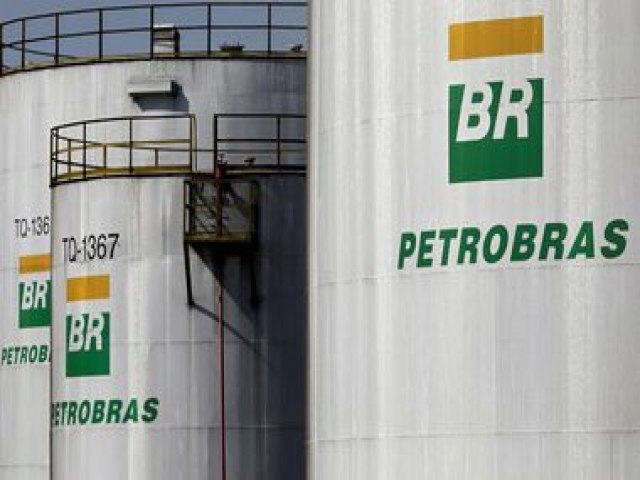 Petrobras anuncia quedas nos preos da gasolina e do gs de cozinha nas refinarias