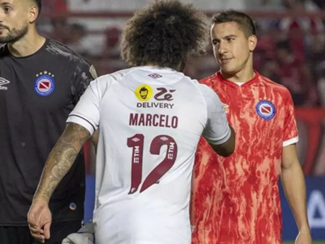 Marcelo se pronuncia aps entrada que quebrou perna de argentino