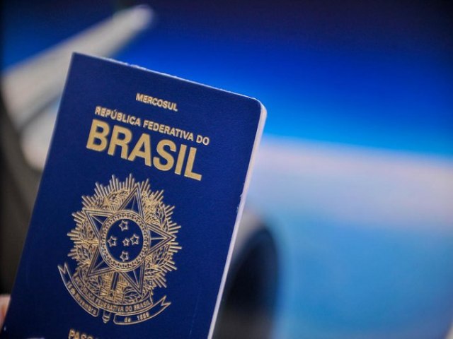 Entrega de passaportes est atrasada para moradores do RS