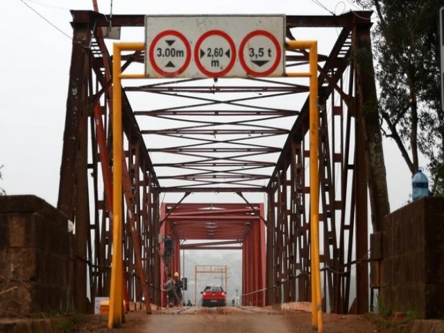 Como uma ponte foi reconstruda em 15 dias para ligar o Vale do Taquari